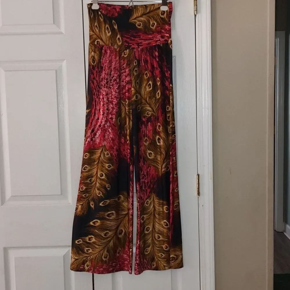 Beautiful peacock feather wide leg palazzo gapacho pants Sz S